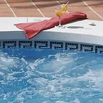 Semesteranläggning (resort) Vasari 3*