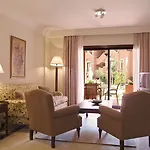 אתר נופש Vasari מארבלה