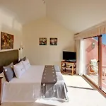 瓦萨里度假酒店 马尔韦利亚