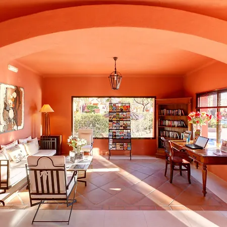 Vasari Station touristique Marbellac